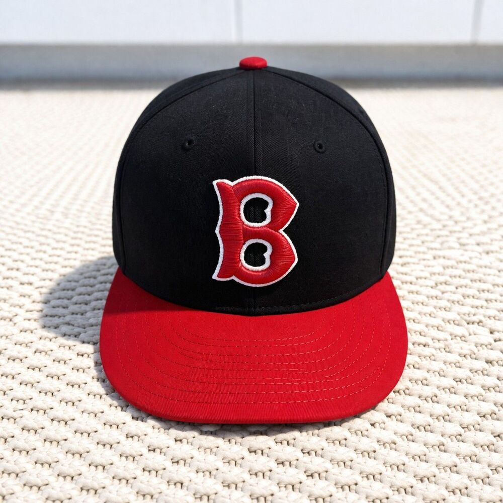 New Era 9FIFTY Boston Red Sox Cooperstown Collection Snapback Black Red Two-Tone